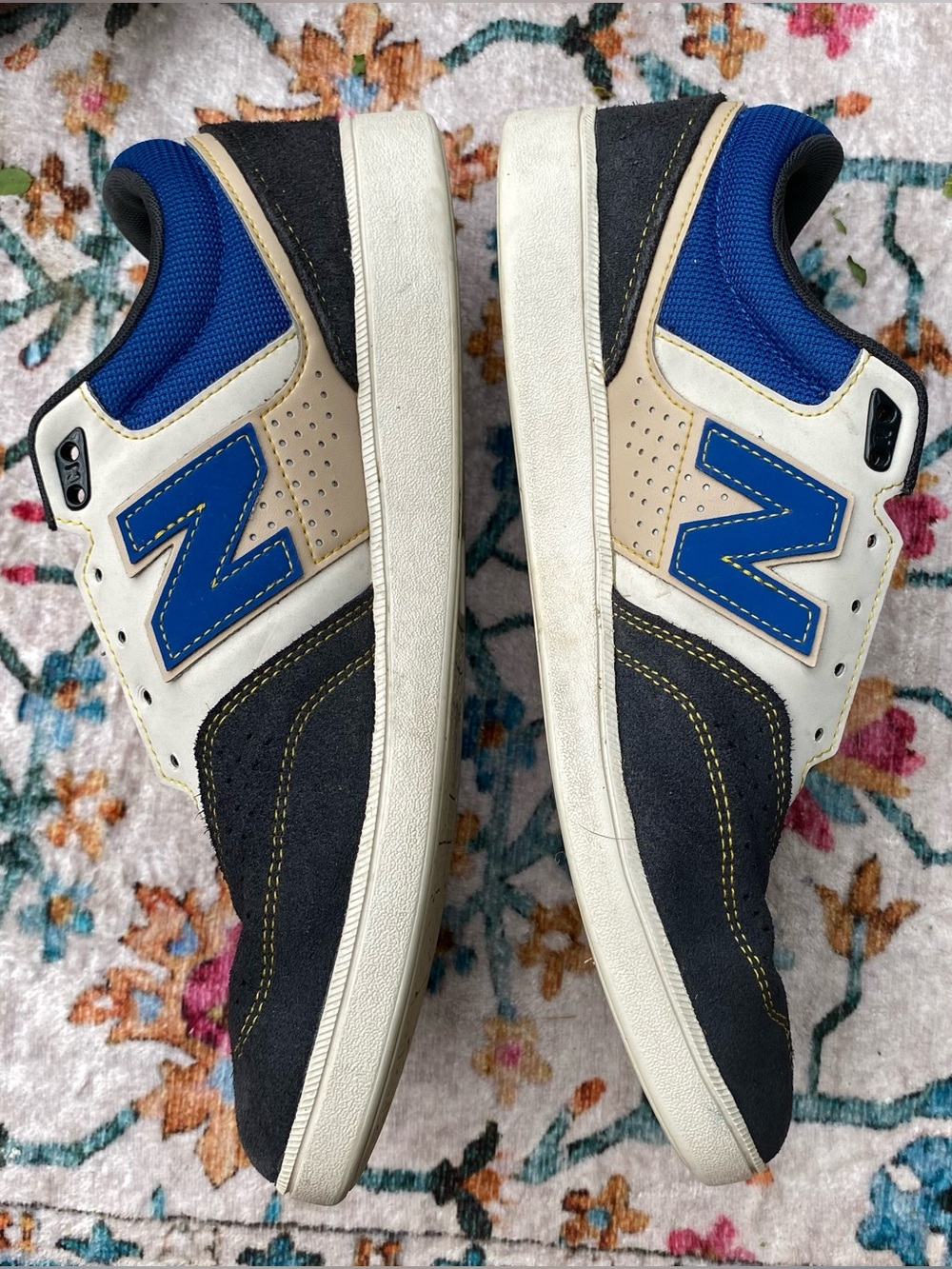 New Balance Men's Blue, Navy & Cream Low-Top Sneakers Sz 10.5